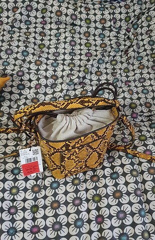 mango yılan derili çanta 