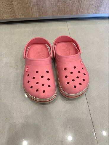 Crocs terlik