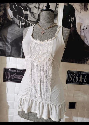 Dantel Detaylı Nakışlı Straplez Bluz - Görsel 5