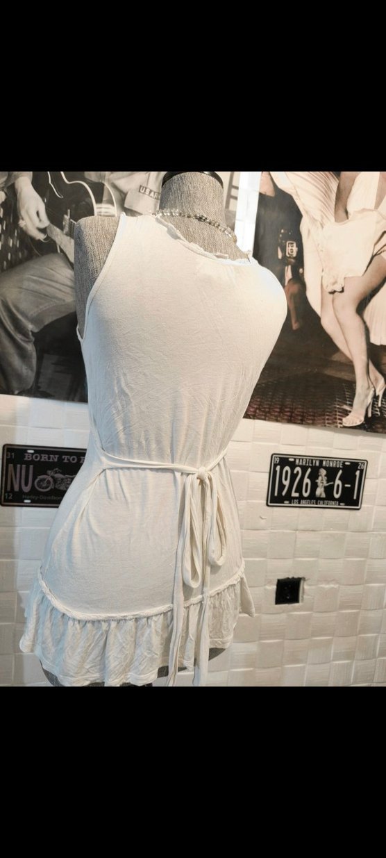 Dantel Detaylı Nakışlı Straplez Bluz - Görsel 4