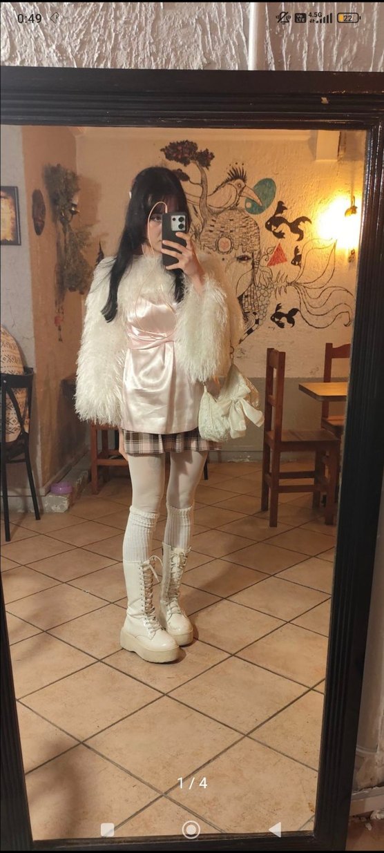 Beyaz Tüylü Midi Kadın Bolero - Görsel 2