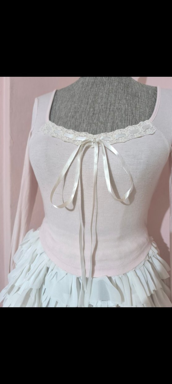 Dantel detaylı fit kadın bluz - Görsel 2