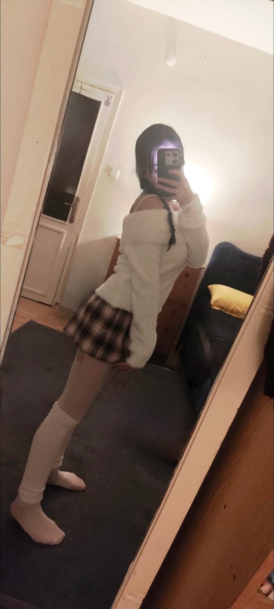 Kadın Beyaz Triko Kayık Yaka Kazak - Görsel 3