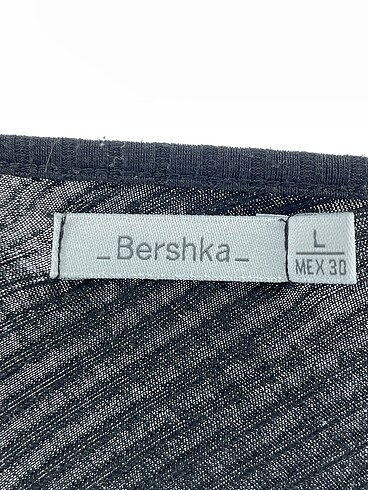l Beden siyah Renk Bershka Uzun Elbise %70 İndirimli.