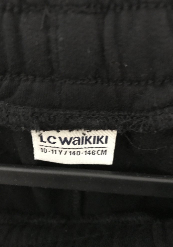 Lcw Erkek Siyah Rahat Kesim Baskılı Şort yeni - Görsel 3