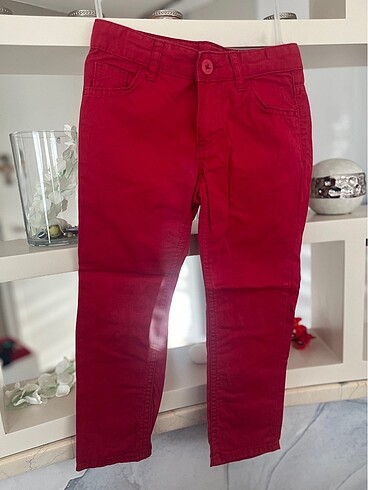 Kırmızı rahat pantolon