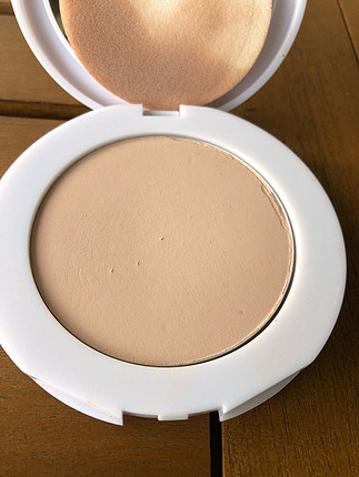 Maybelline powder