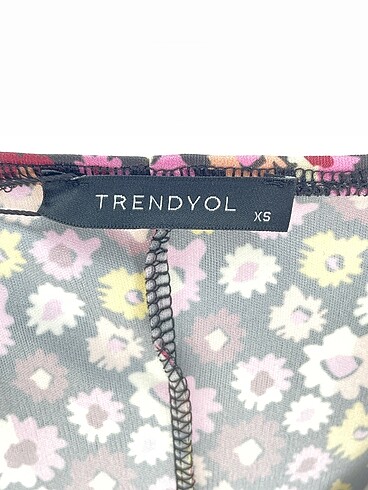 xs Beden çeşitli Renk Trendyol & Milla Kısa Elbise %70 İndirimli.