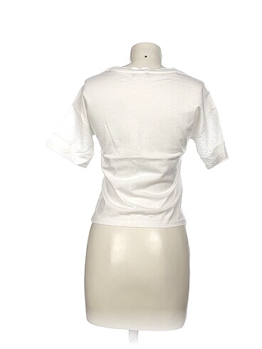 xs Beden Trendyol & Milla T-shirt %70 İndirimli.