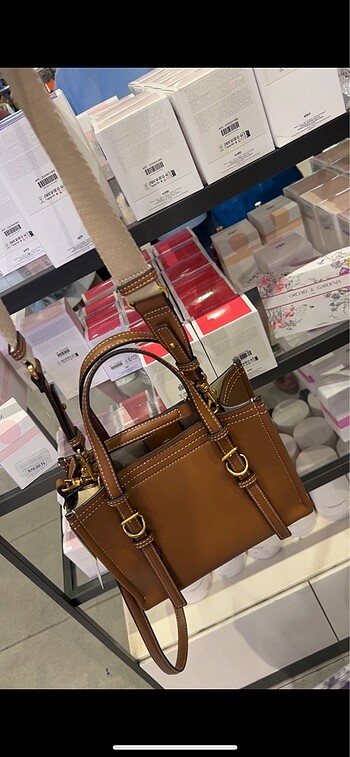 Zara çanta
