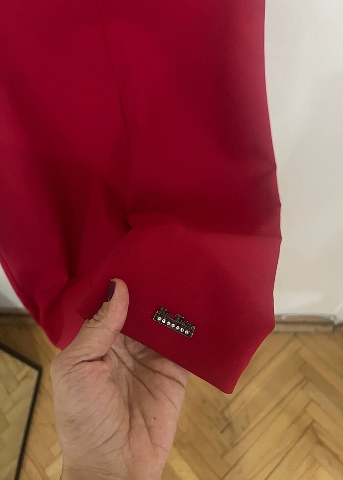 Kırmızı abiye elbise - Görsel 4