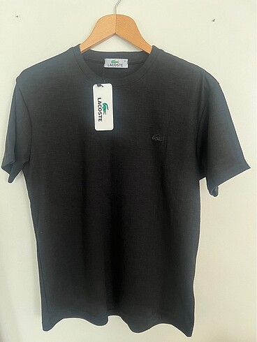Lacoste siyah tişört