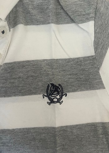 Gri Çizgili Polo Tişört - Görsel 3