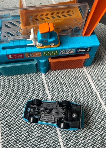 Mattel Cars Dinoco Araba Yıkama Oyun Seti GTK91 - Görsel 9