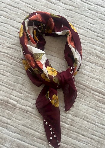 Bordo Çiçek Desenli Kadın Fular - Görsel 4