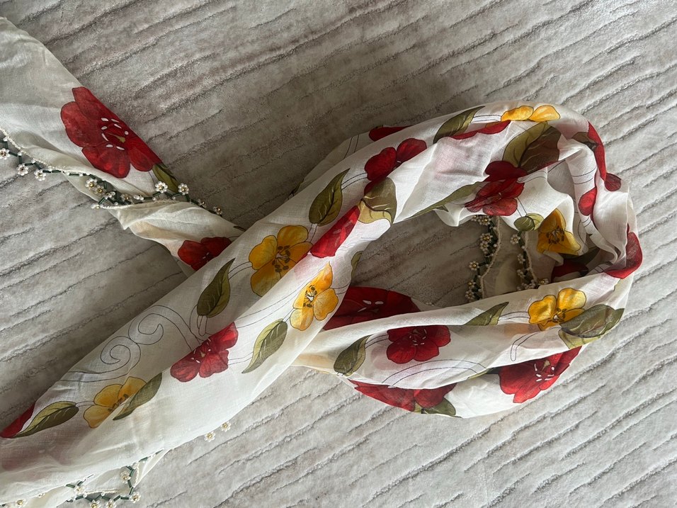 Çiçek Desenli Bohem Kadın Fuları - Görsel 4