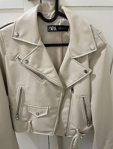 ZARA KREM SUNİ DERİ CEKET