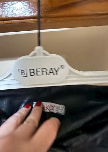 Kadın Siyah Deri Kemerli Mini Etek - Görsel 3