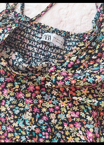 Zara Zara çiçekli elbise