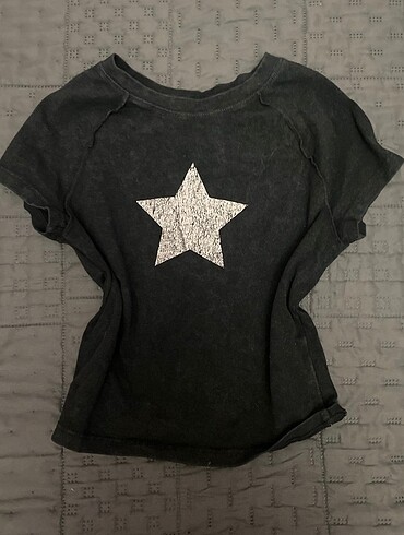 Bershka yıldız crop