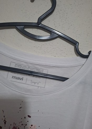 Beyaz Baskılı Kadın Tişört - Görsel 2