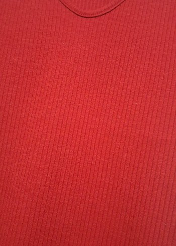 Kısa Kollu V Yaka Kırmızı Kadın Tişört - Görsel 2