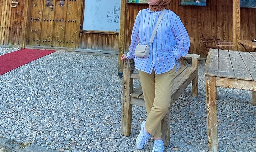 m Beden Gömlek