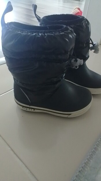 Kız çocuk orijinal crocs bot
