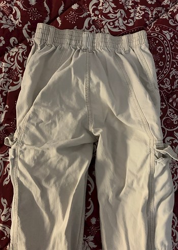 Kadın Beyaz Kemerli Rahat Kumaş Pantolon - Görsel 3