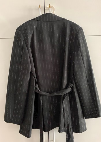 Kadın Siyah Çizgili Kuşaklı Blazer Takım - Görsel 2