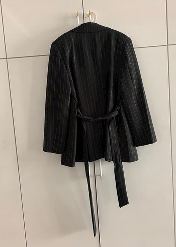 Kadın Siyah Çizgili Kuşaklı Blazer Takım - Görsel 4