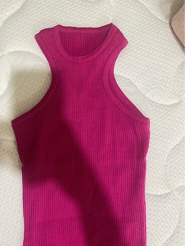 Pembe elbise