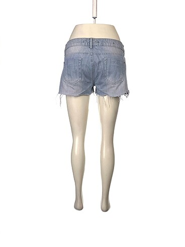 40 Beden Bershka Mini Şort p İndirimli.