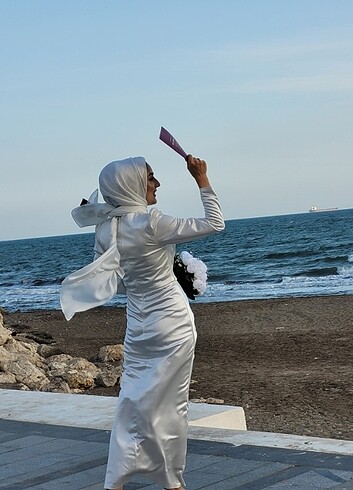 Nikah elbisesi 1200 TL şal ile gonderilecektir