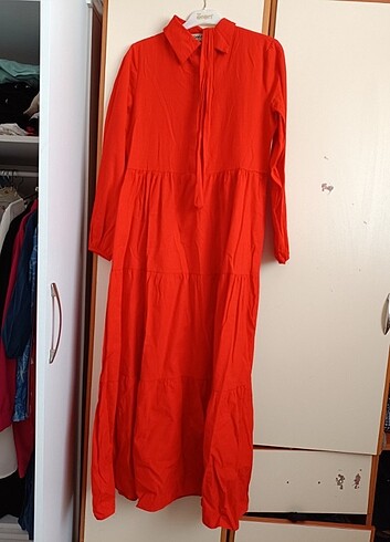 m Beden turuncu Renk Elbise 