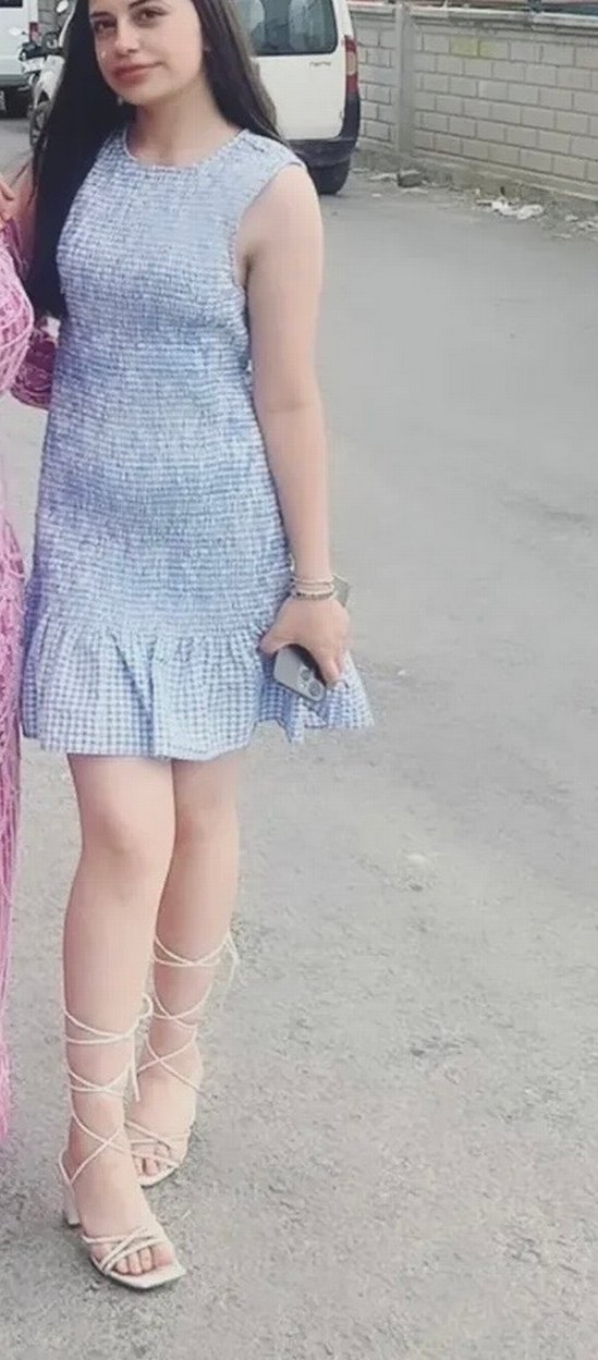 Mavi Fırfırlı düğün için almıştım 1kere giymişimdir en az - Görsel 4