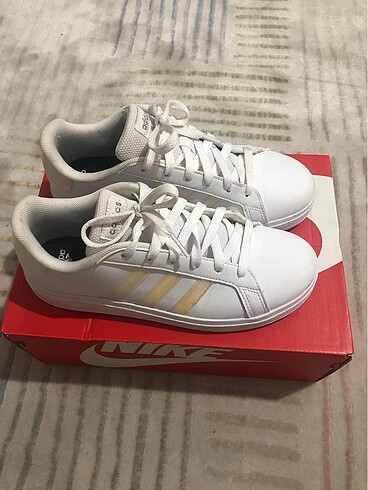 Adidas ayakkabı