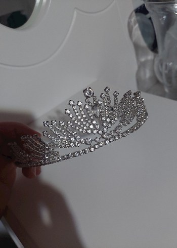 Beyaz Parlak Taşlı Gelin Tacı - Görsel 3