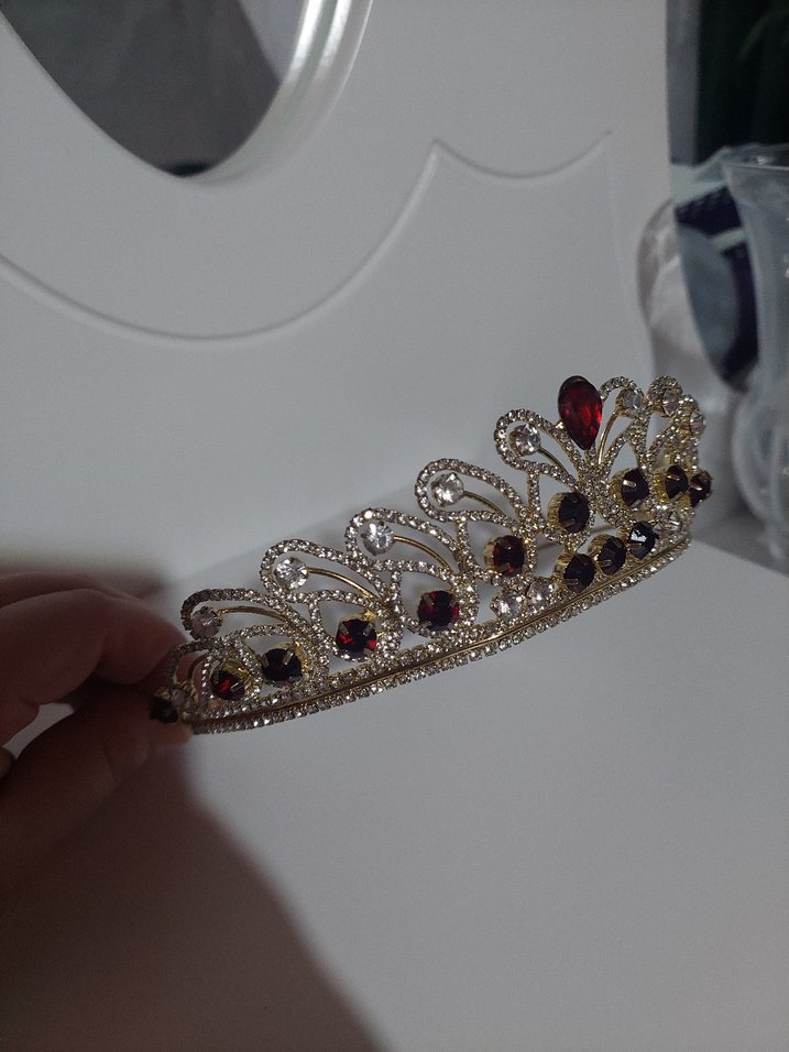 Bordo Parıltılı Kristal Taç - Görsel 3