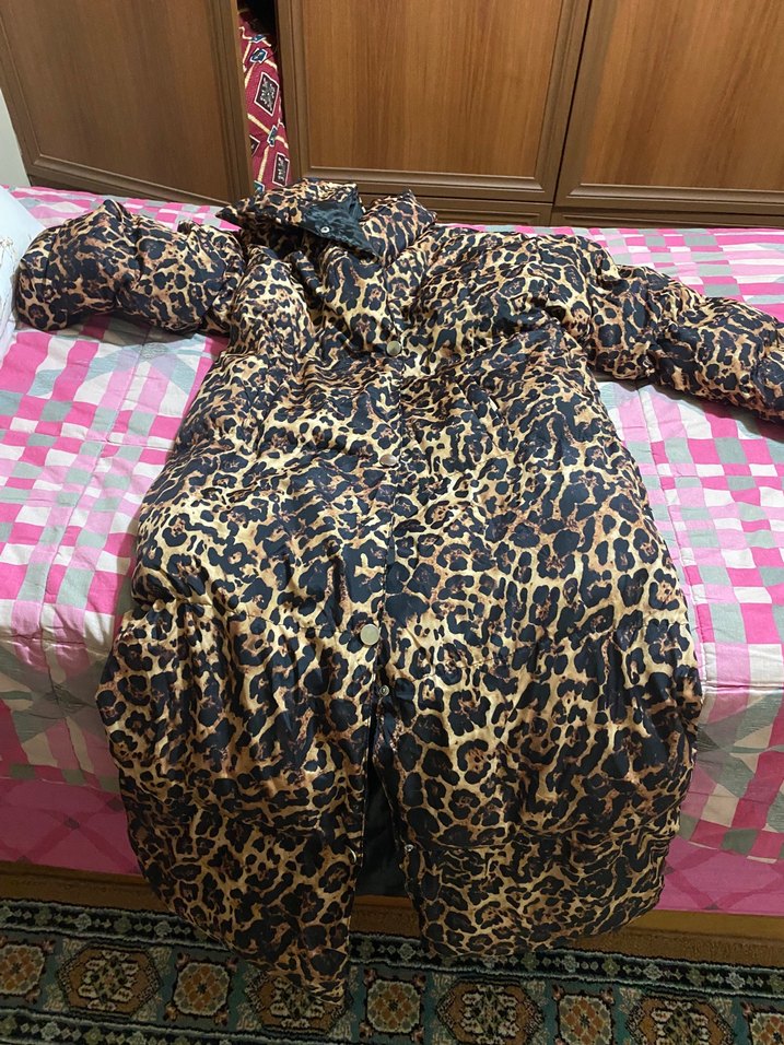 Leopar Desenli Uzun Kadın Mont - Görsel 5