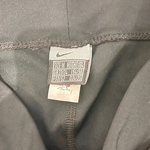 36 Beden Nike Tayt