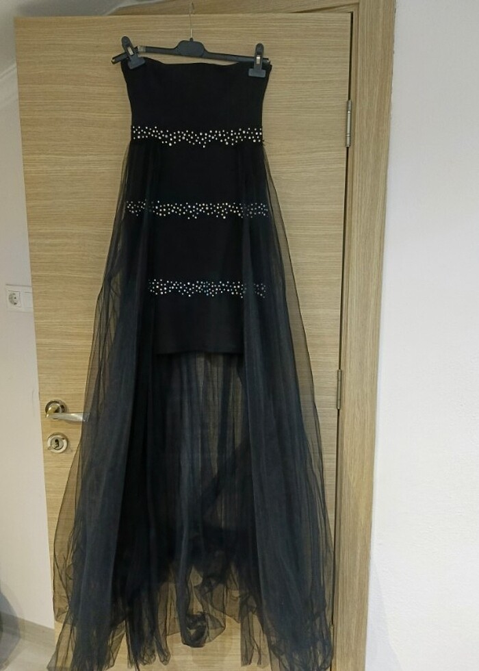 Siyah straplez mezuniyet elbisesi - Görsel 3