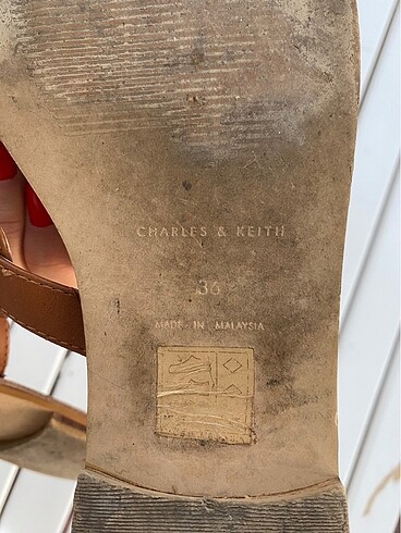 36 Beden Charles &Keith sandalet terlik