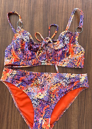 Penti Renkli Bağcıklı Kadın Bikini Takımı