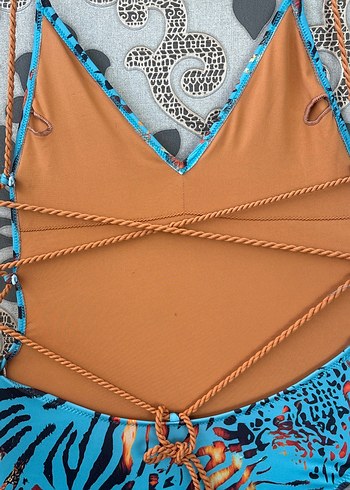 Turkuaz Zebra Desenli Zincir Detaylı Kadın Mayo - Görsel 4