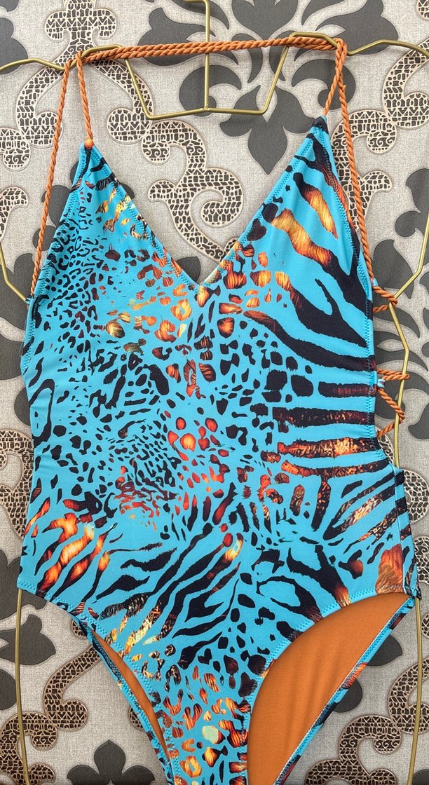 Turkuaz Zebra Desenli Zincir Detaylı Kadın Mayo - Görsel 2