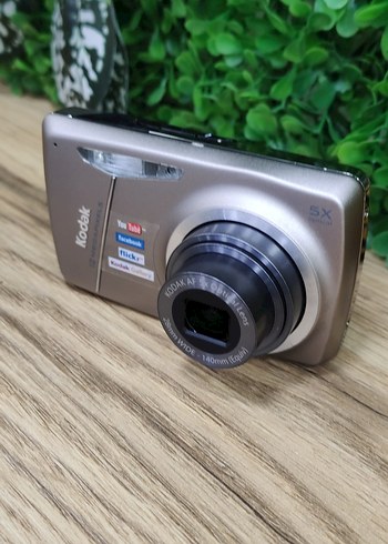 Kodak M550 Dijital Fotoğraf Makinesi Kahverengi SIFIR GİBİ