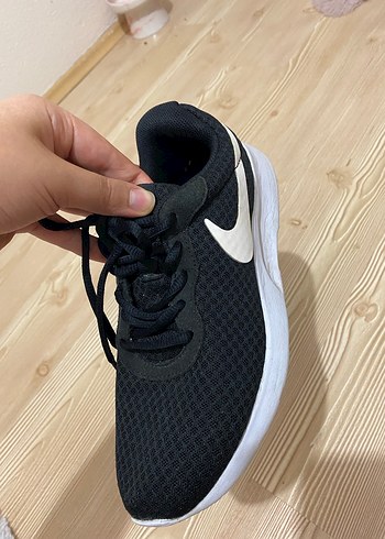 Orijinal Siyah Nike Kadın Spor Ayakkabı - Görsel 3