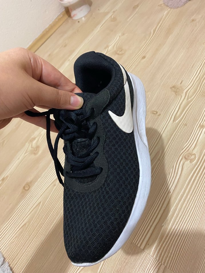 Orijinal Siyah Nike Kadın Spor Ayakkabı - Görsel 3