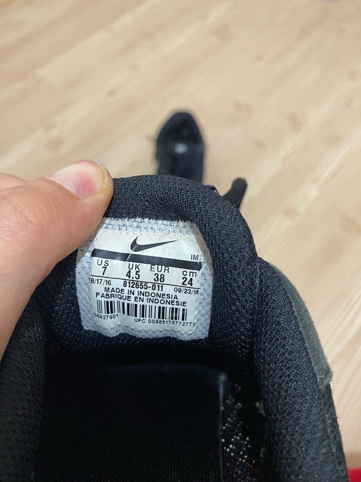 Orijinal Siyah Nike Kadın Spor Ayakkabı - Görsel 4